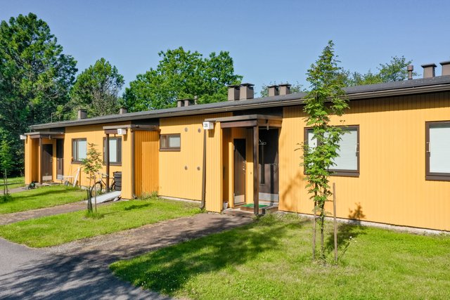 Uotilankatu 12 as.