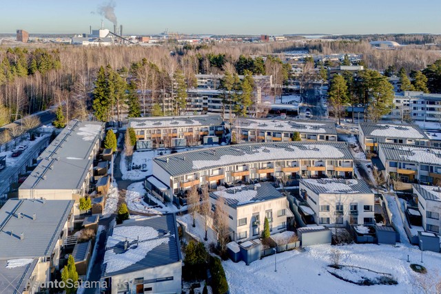 Pienen Villasaaren tie 9 C