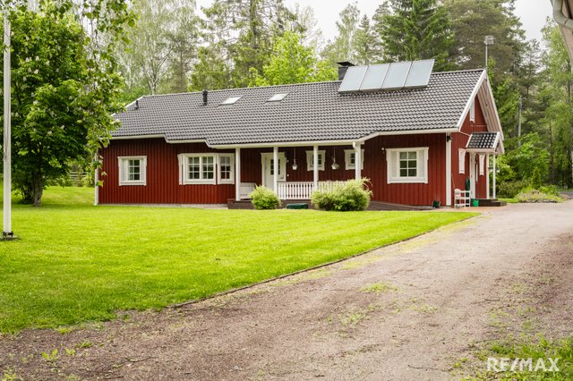 Heinästie 30