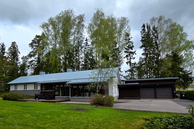 Ammattikoulunkatu 2