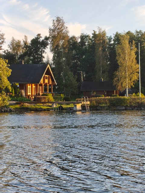 Keskivedenkarit saari