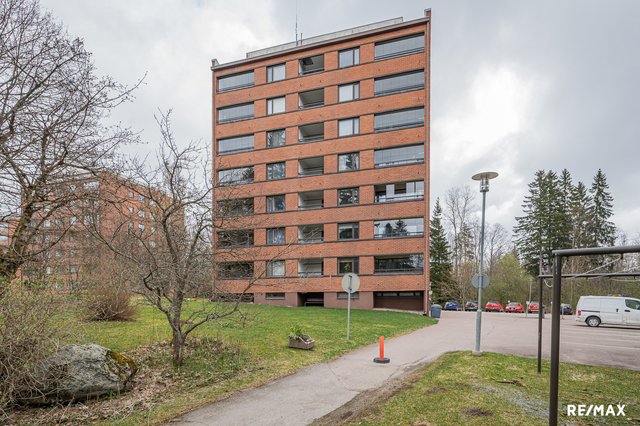 Mäklöörinkatu 3 B