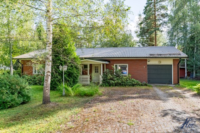 Mäkikuja 16