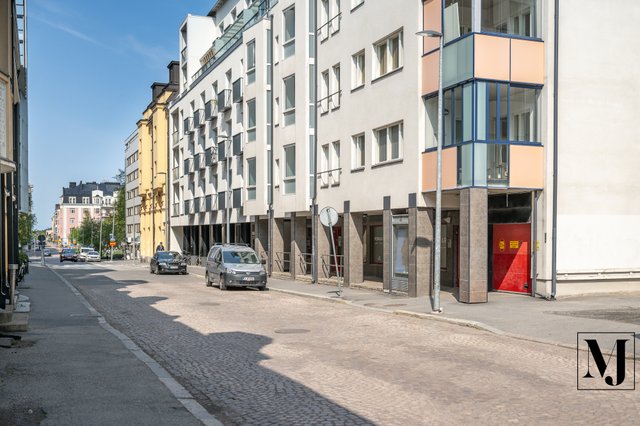 Pakkahuoneenkatu 21 A