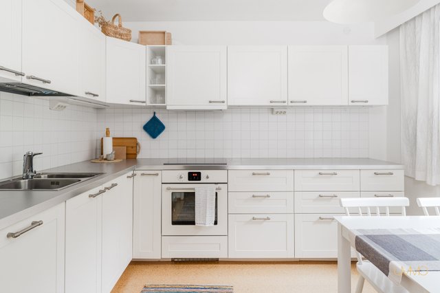 Paljaspää 8 A