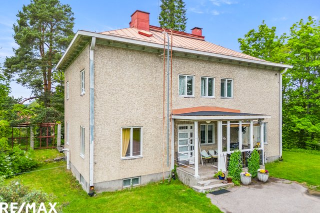 Rönnberginkuja 2