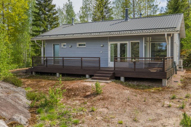 Jänönpolku 6