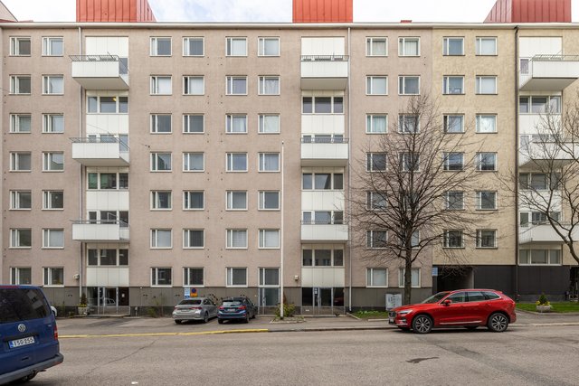 Työmiehenkatu 2 C