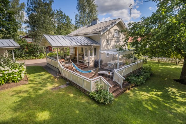 Kuusitie 12