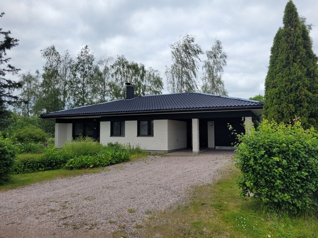Valjaskuja 1