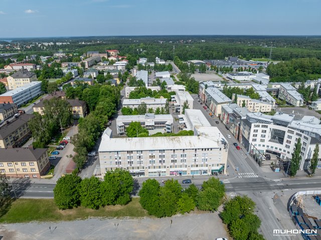 Olympiakatu 16 sis autohallipaikka B
