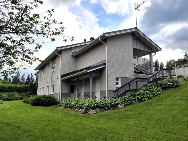 Kauppilanrinne 4