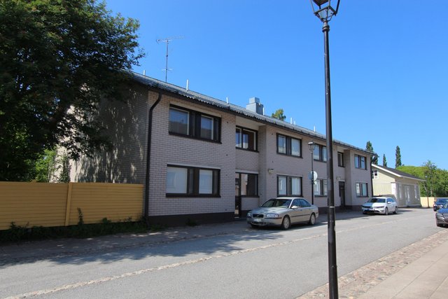 Kauppakatu 25 B