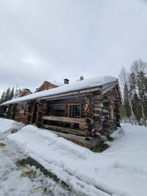 Muistomellantie 4 B