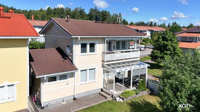 Kuningattarenkuja 13