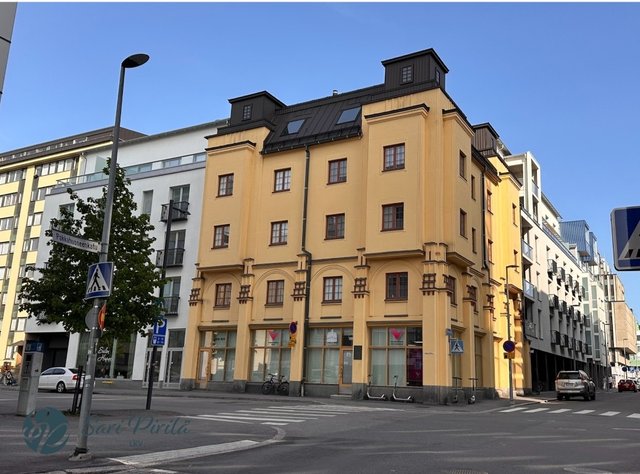 Pakkahuoneenkatu 19 B