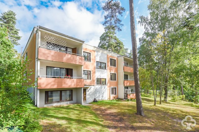 Metsästystie 1-3 A