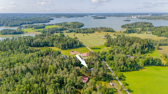 Kvarnholmintie 10