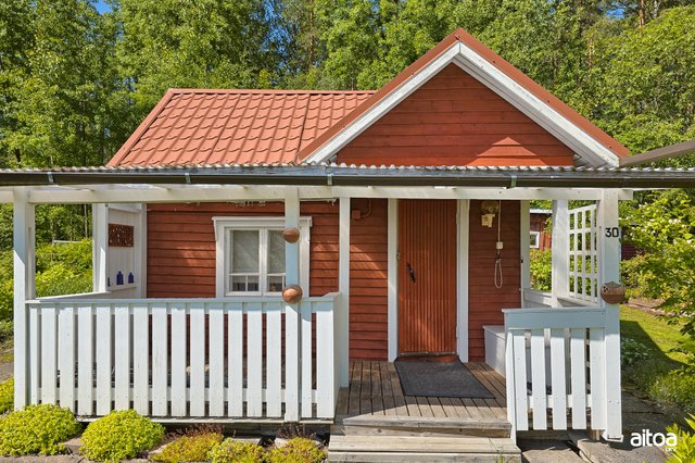 Kurjenpolku 30