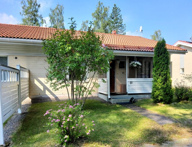 Länsikaari 12 B