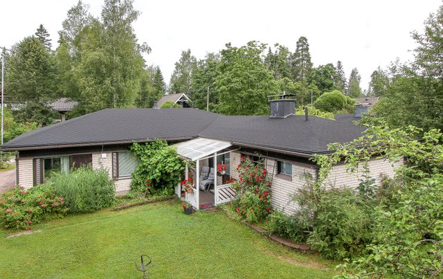 Tiilenkärrääjäntie 8