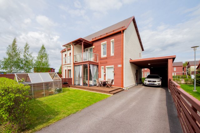 Metsästäjäntie 4 E