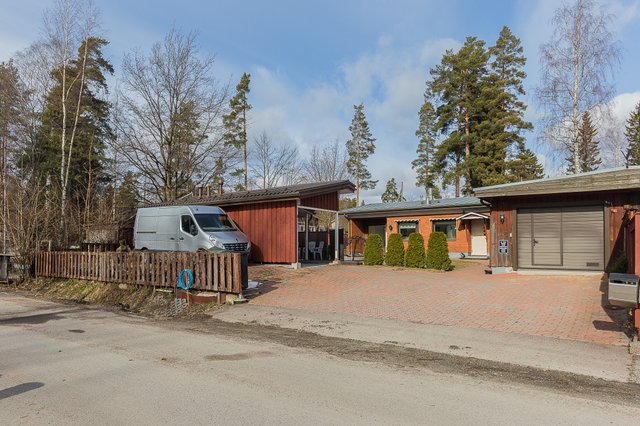 Tammikuja 1 B