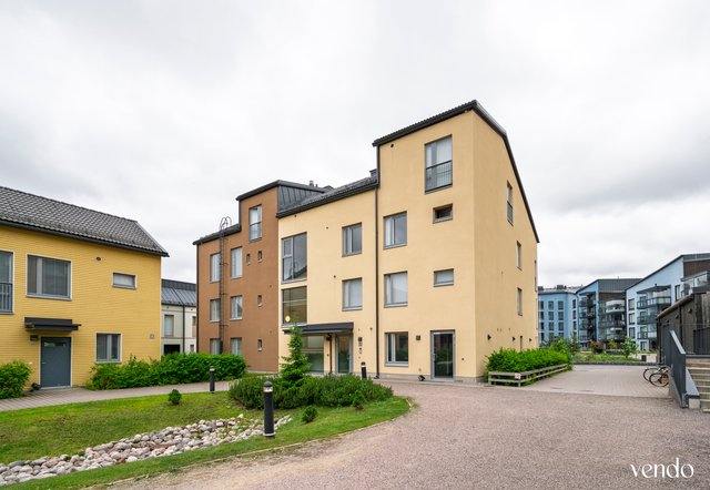 Taidemaalarinkatu 3 C