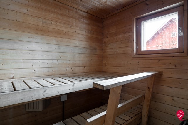 Loma-asunnon sauna.