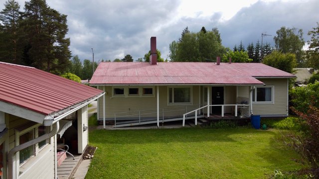 Urheilukatu 16