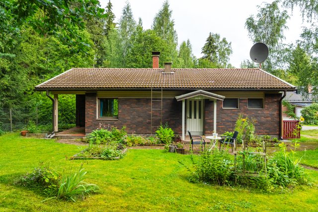 Kuusistonpolku 7